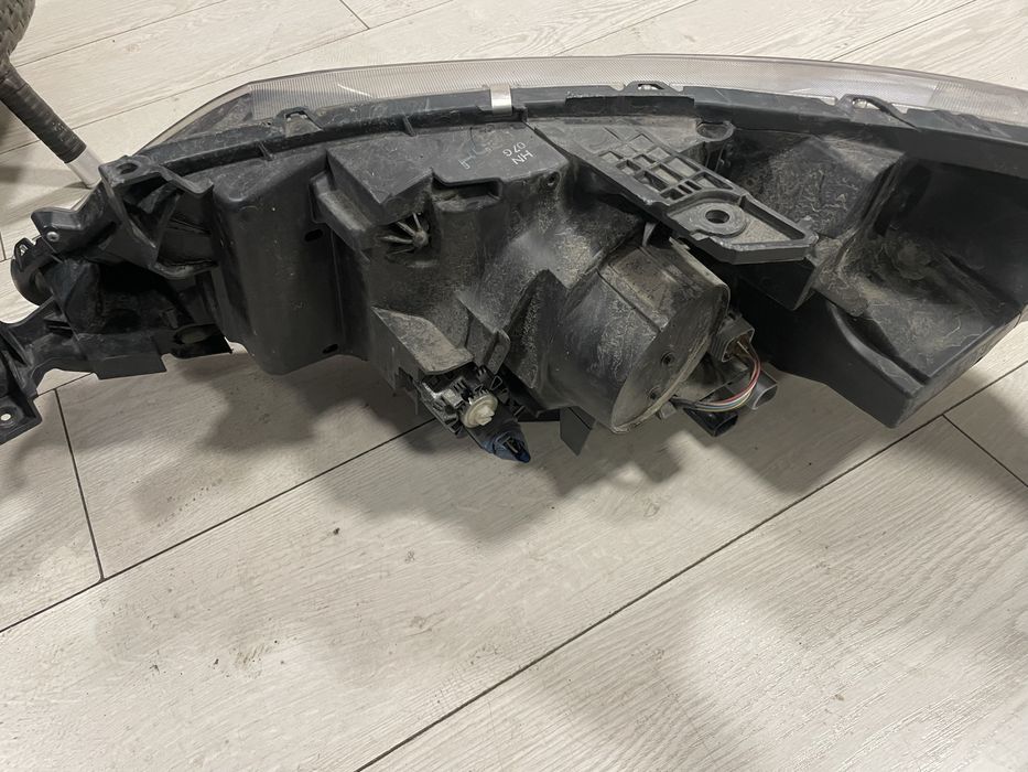 Десен фар mitsubishi eclipse