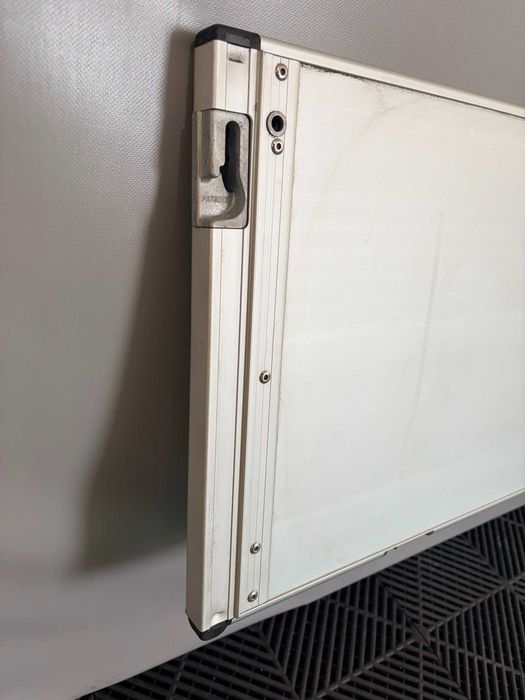 Panou lateral oblon aluminiu Renault Master nou original Renault