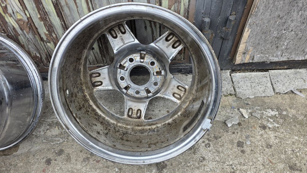 Оригинални 16" Chevrolet Camaro 1997 5x120.65 8j ET55 / 70.3 mm.