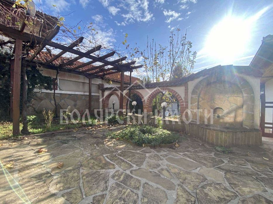 Продава се Къща в Дебелец - 202 кв.м за 477 €/кв.м - Снимка #5