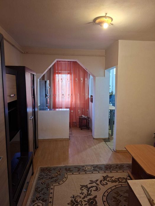 Inchiriez Garsoniera zona Spitalul Judetean
