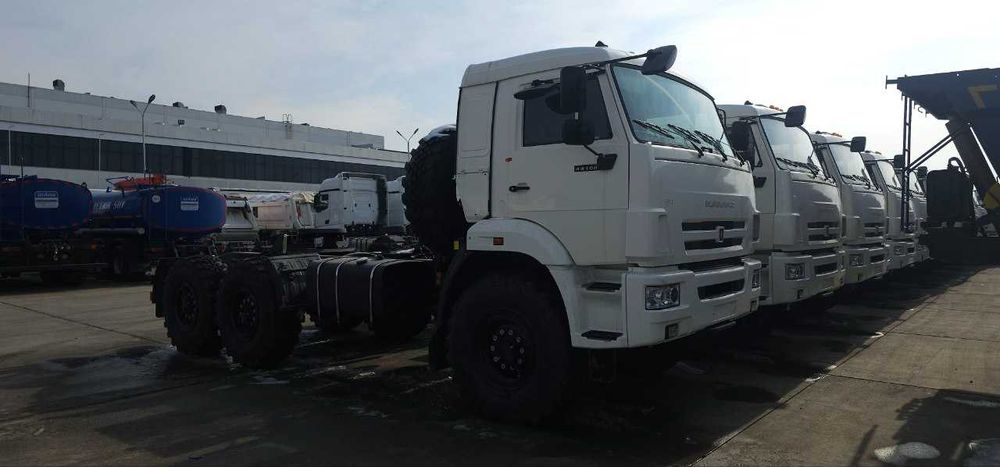 KAMAZ Тягач 44108 6х6 лизинг хам берилади
