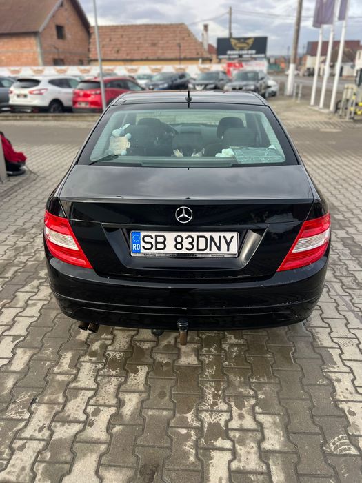 Vand Mercedes c 200