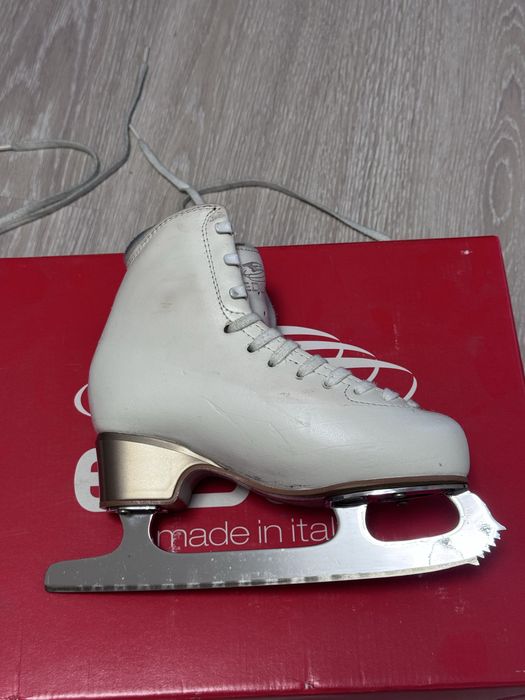 Коньки Edea 215C