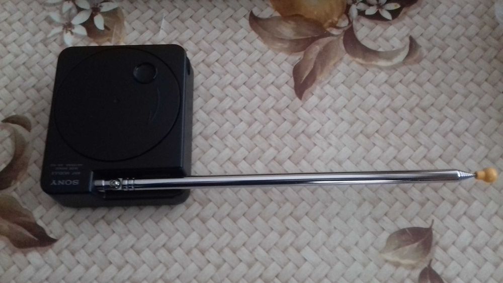 Радиоприемник Sony ICF-SW1