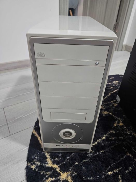 Calculator/Desktop I3 Generatia 1