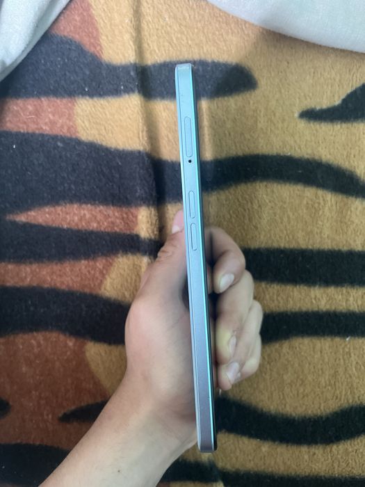 Telefon oppo A 98 5G