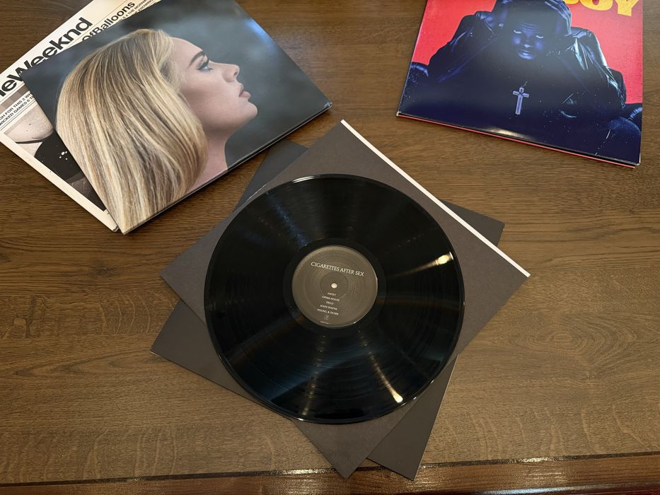 Виниловая пластинка группы Cigarrettes after Sx