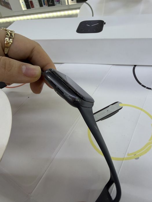 Apple watch 5 series 44 mm