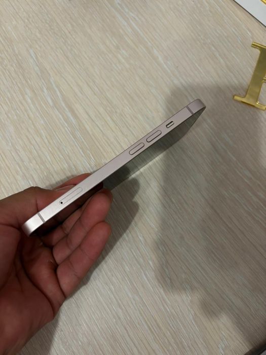 Айфон 13 розовый