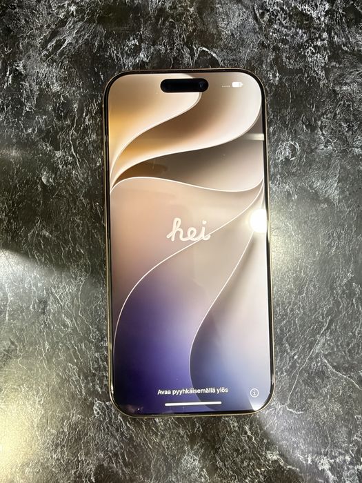 СРОЧНО продам Iphone 16 pro