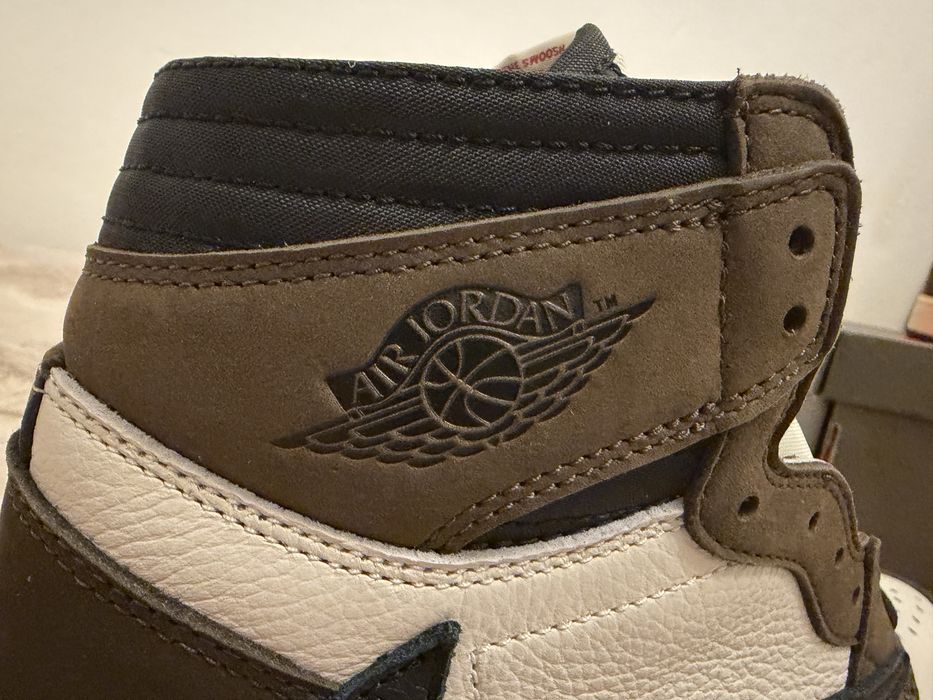 Air Jordan 1 Travis Scott Mocha High