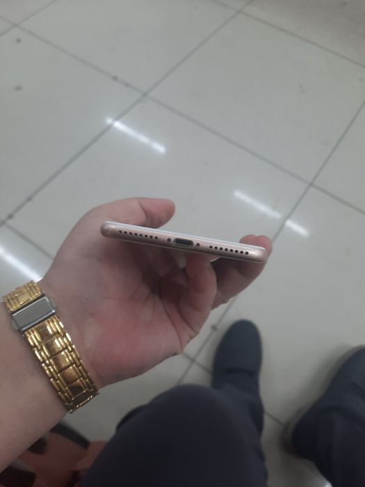 Айфон 8плюс  64гб