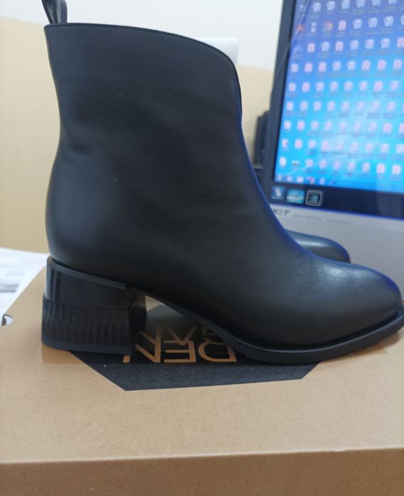 Ботинки ботинки .