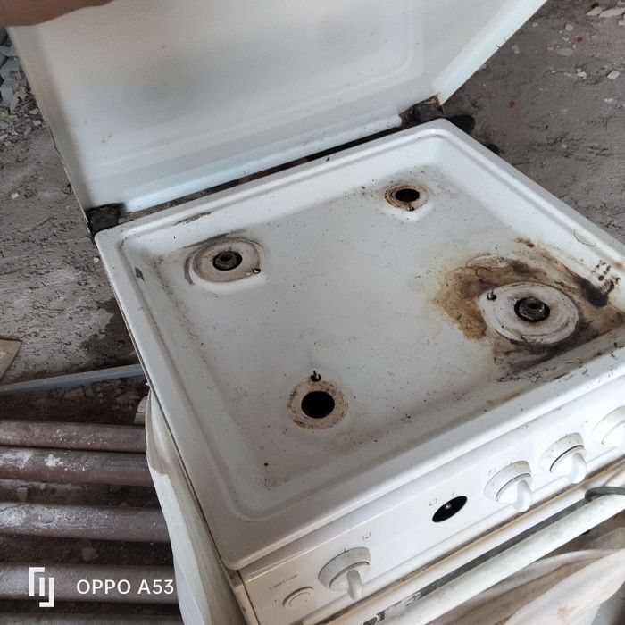 Продам газ плиту