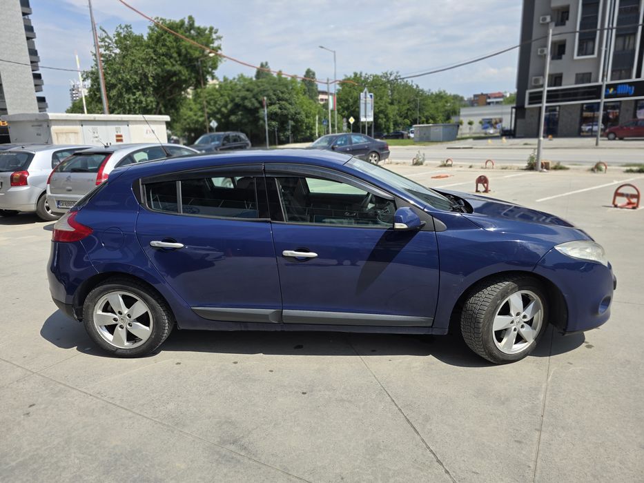Лек автомобил Рено Меган( Renault Megane) 1.6 2009г бензин/газ