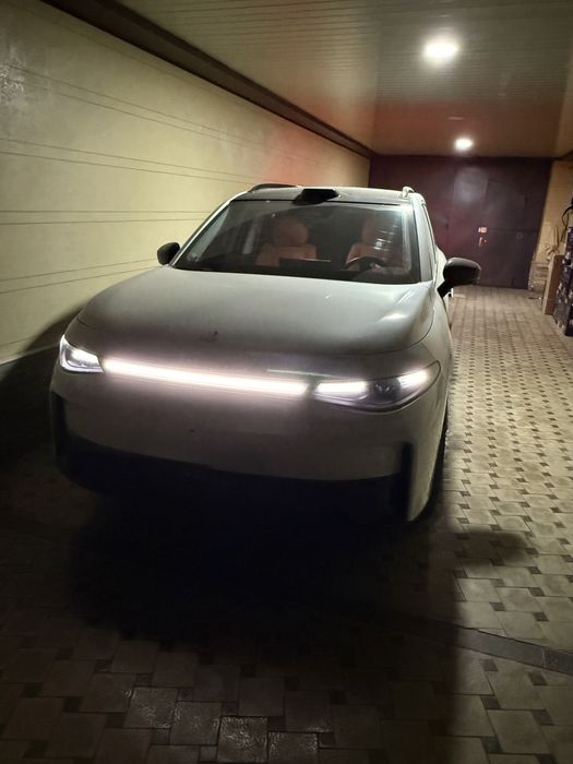 Leapmotor C16 2025 probegi 6015km haydashka tayyor sotaman srochna