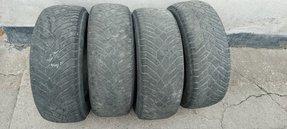 Зимние шины автомобиля