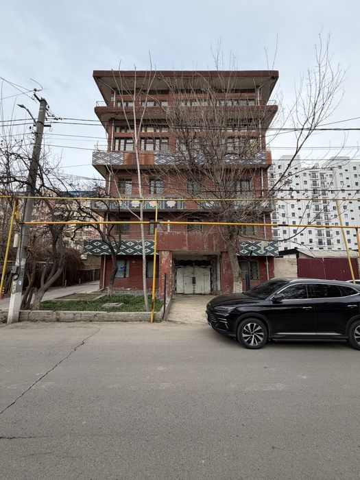 Сдается под гостиницу, бизнес центр, ресторан, клуб.