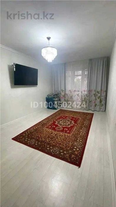 Продам 1 комн квартиру на 4 мкр на 4этаже НЕ УГЛОВАЯ