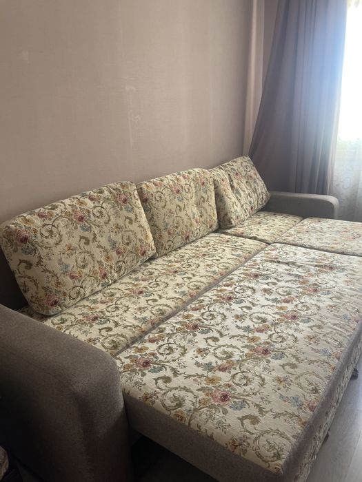 Диван, гобелен, состояние отличное!