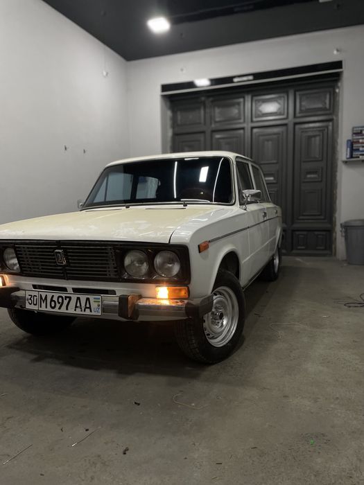 Jiguli Vaz2106 sotiladi