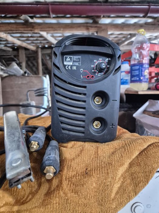 Invertor de sudura telwin force 195 aproape nou, folosit de doua ori.