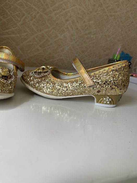 Продам Детская обувь