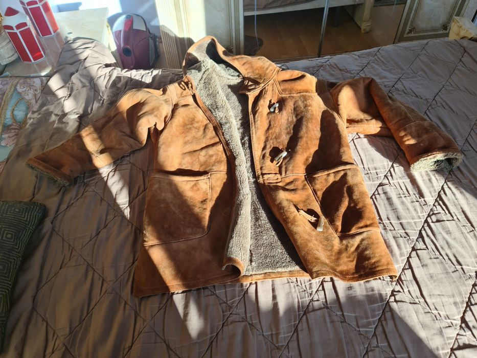 Haina blana cu gluga