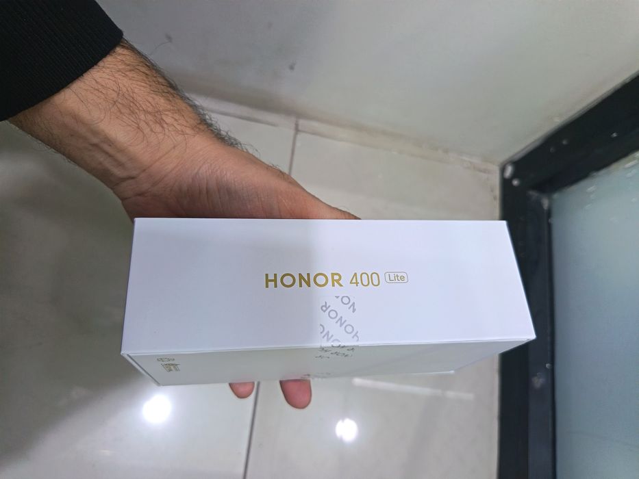 Honor 400 lite 5G. 8-256Gb