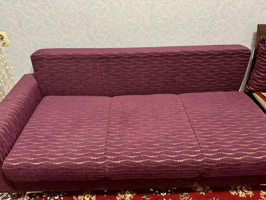 Продам диван в хорошем состоянии