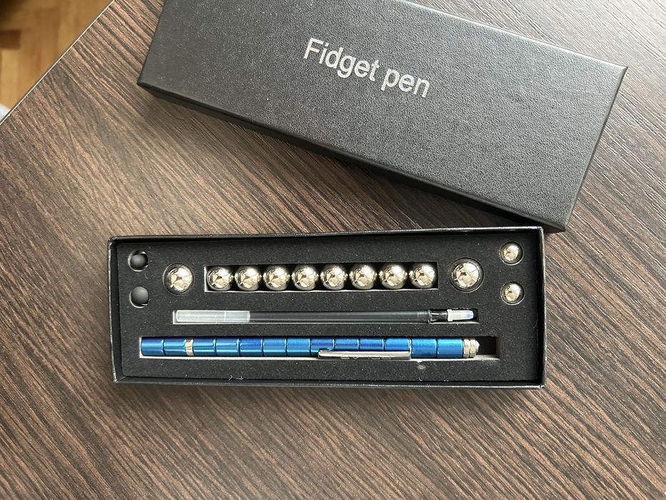 Vând set pix modular magnetic,stare perfecta.