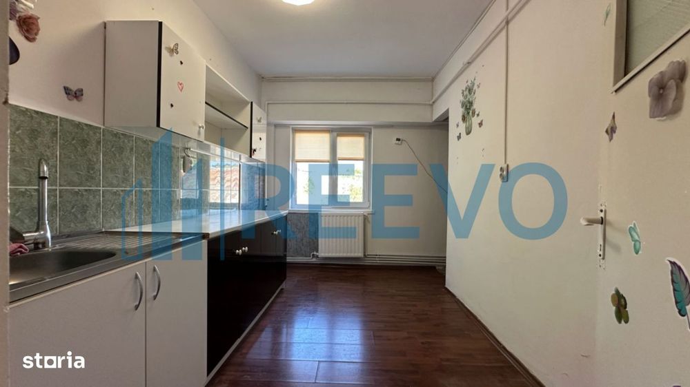 Apartament de vânzare, etaj 2, Piața Sud — fotografia 2