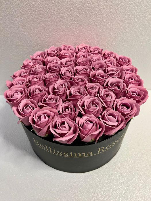 Подарък за свети Валентин. Вечни рози.