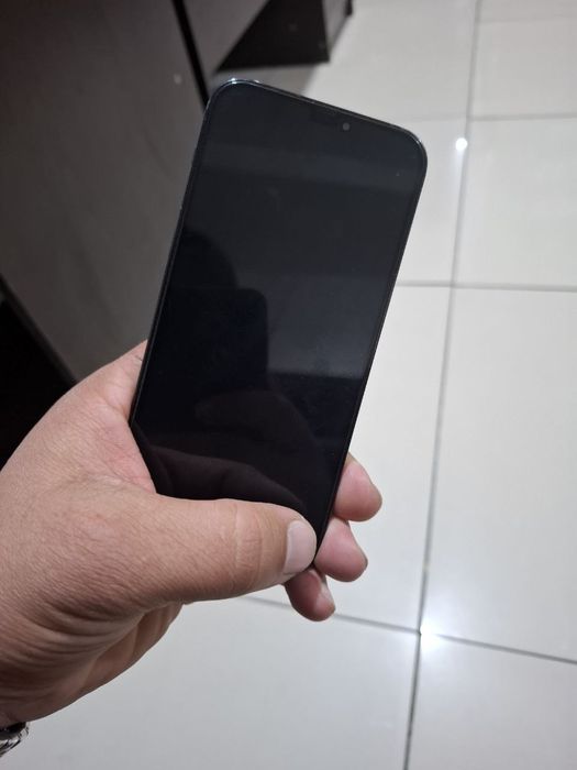 Ayfon 12 pro srochna sotiladi