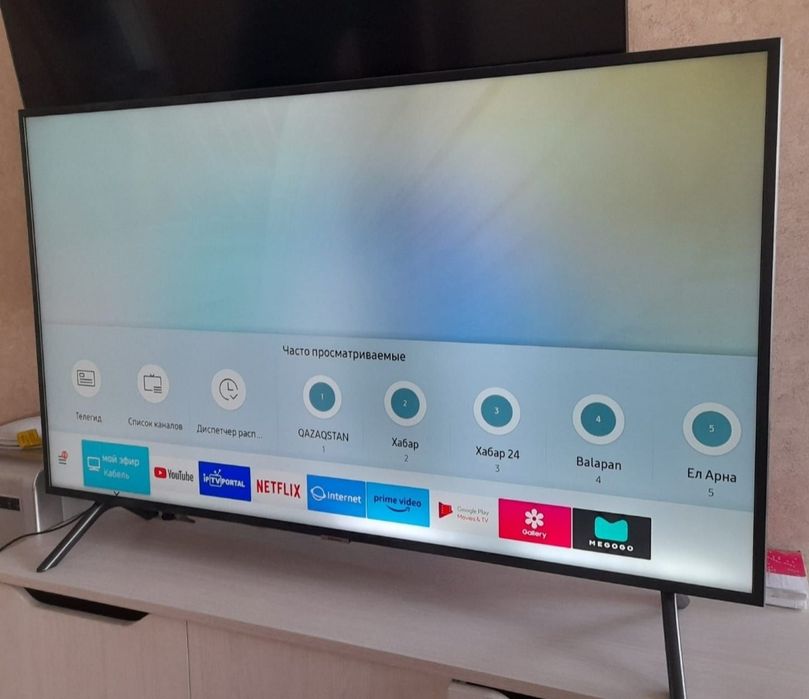 Samsung 110 см smart tv телевизор