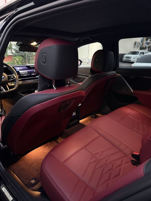 BMW i5 eDrive35 M Sport long | G90 Style