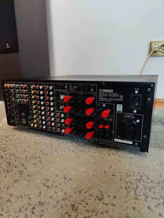 Vand amplificator Yamaha RX-V2600 , 7x130W