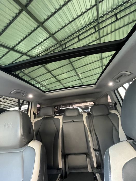 Volkswagen id6 crozz pure+