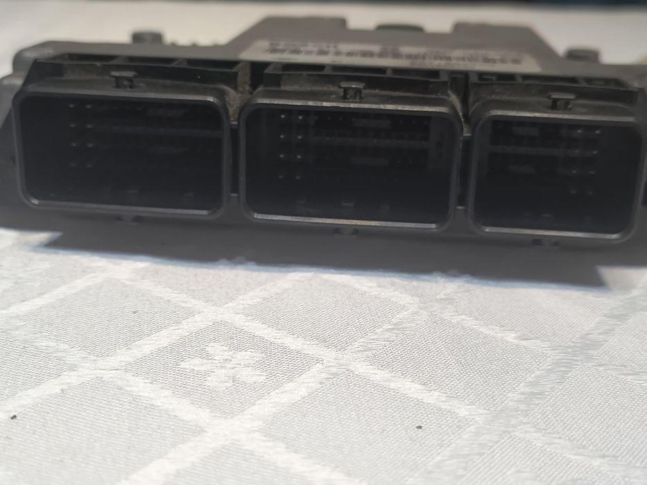 Vând calculator ECU Renault Megane 3
