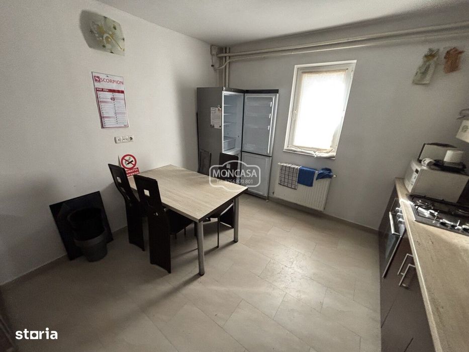 Apartament 3 camere decomadat, strada Primaverii