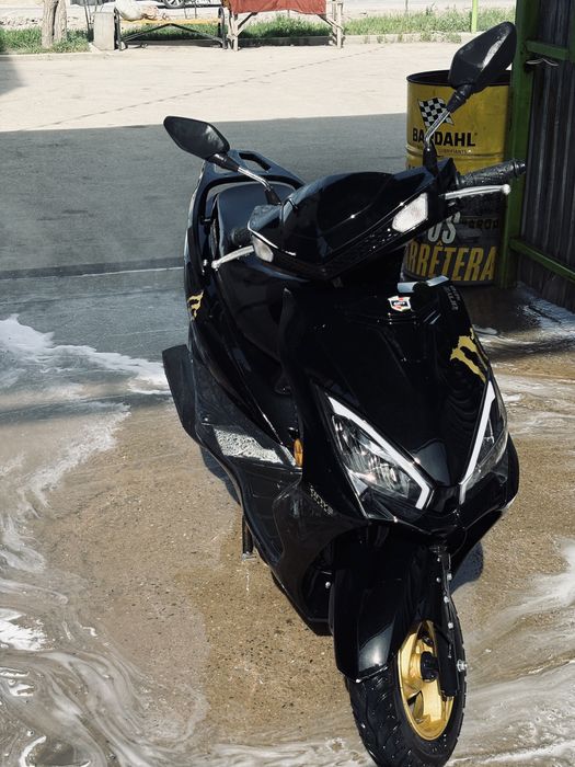 Скутер М10 черный