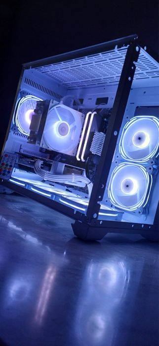 Servicii calculatoare