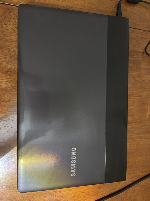 Ноутбук Samsung NP300EX -AO4RU