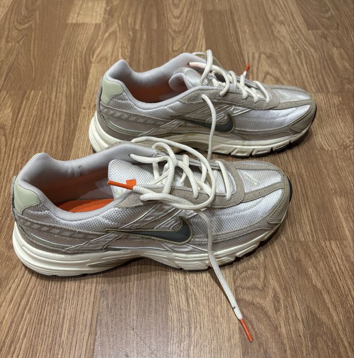Обувки NIKE Initiator