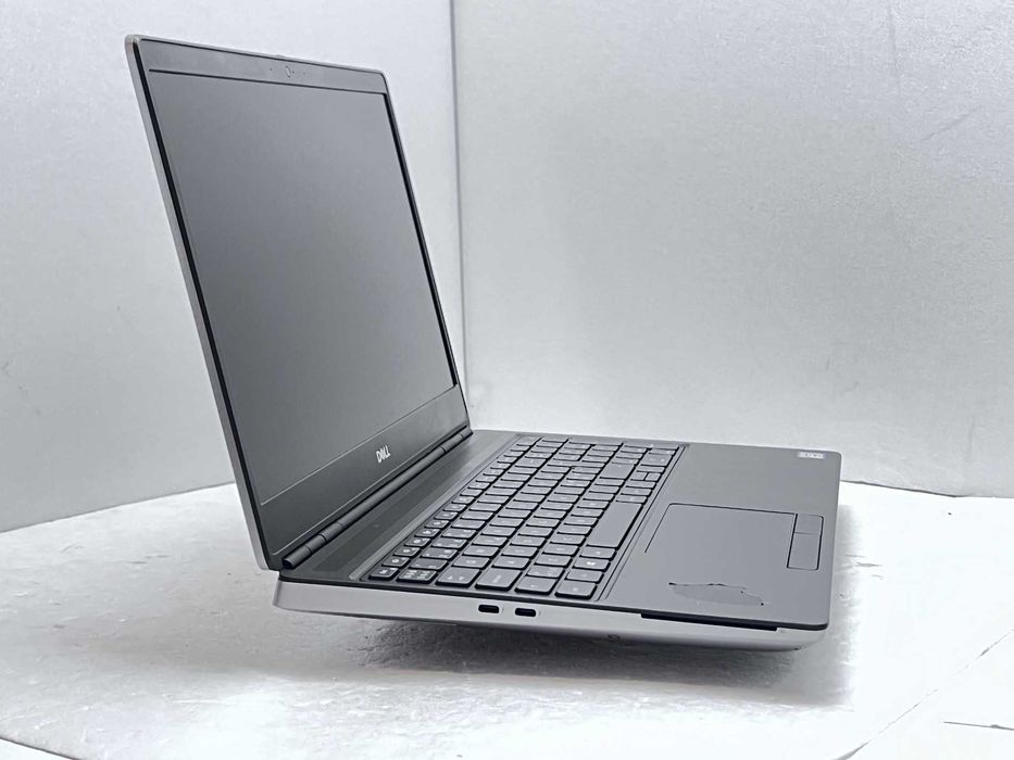 Dell Precision 7550 Mobile Workstation i7-10850H 32GB T2000 4GB 1TB