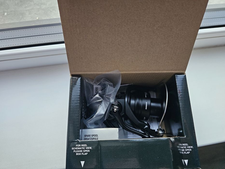 Mulineta feeder Shimano Aero 4000