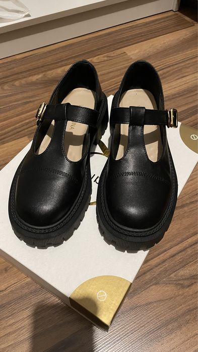 Туфли кожа женские