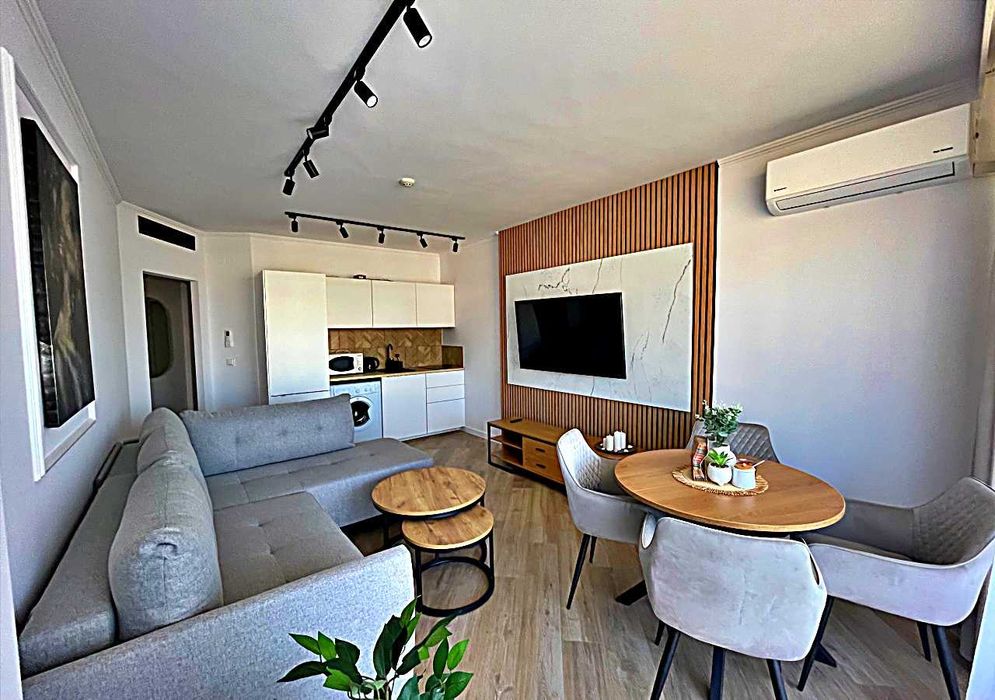 Продава се Двустаен апартамент в к.к. Елените - 71 кв.м за 1099 €/кв.м - Снимка #1