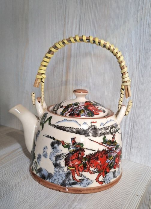 Керамический чайник